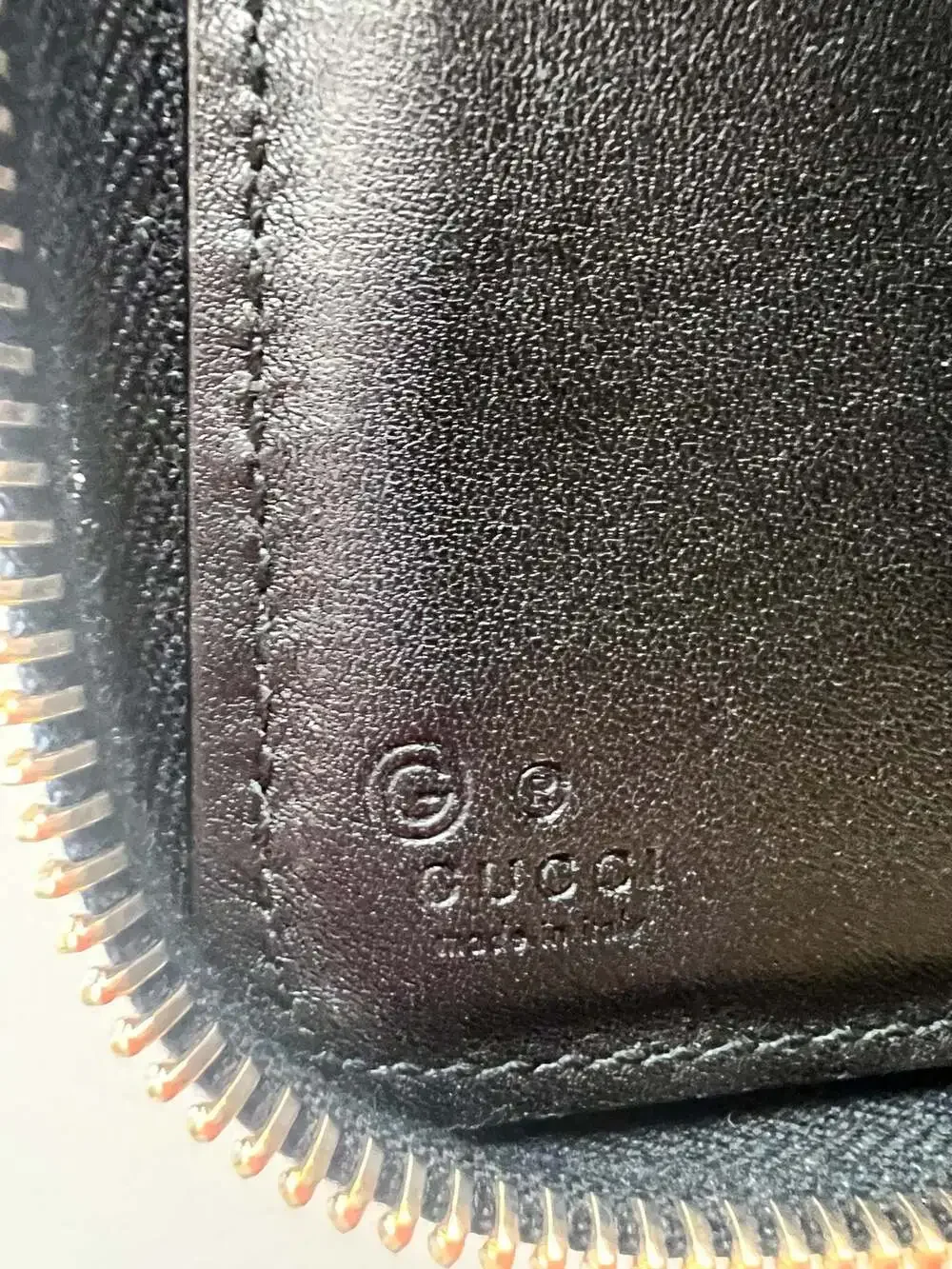Gucci Black Micro Guccissima Leather Zip Around Wallet - Picture 4 of 13